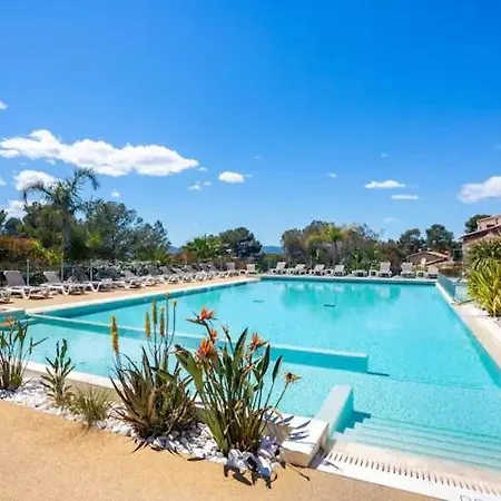 Domaine De L'ile D'or Camping Saint-Raphaël